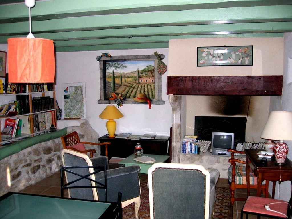 Bed and Breakfast La Pacha à Saint-Montan Extérieur photo