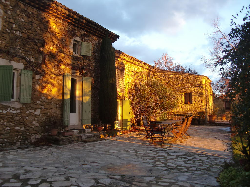 Bed and Breakfast La Pacha à Saint-Montan Extérieur photo