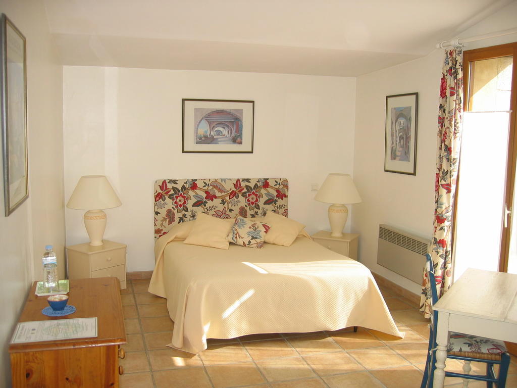 Bed and Breakfast La Pacha à Saint-Montan Extérieur photo